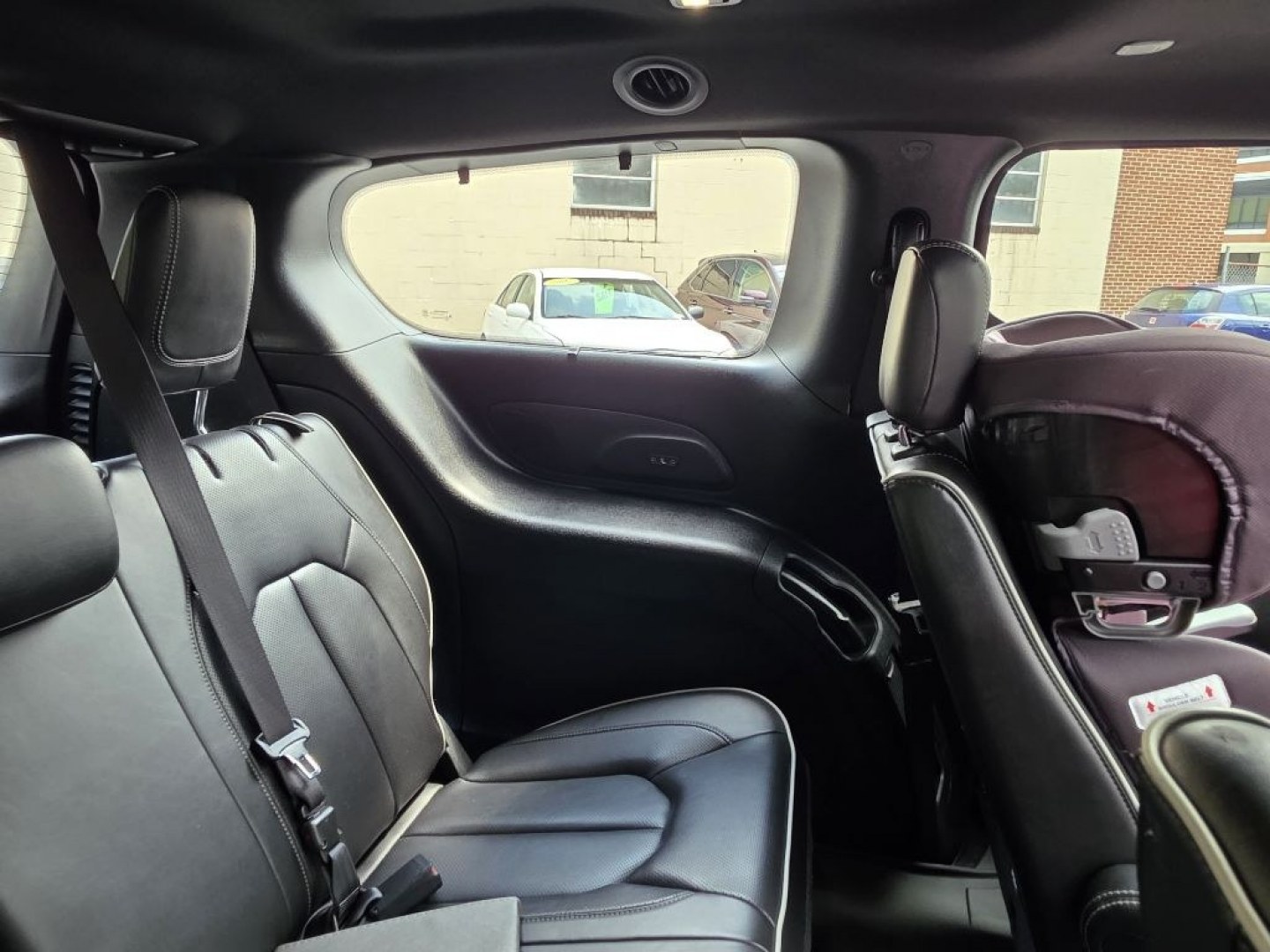 2022 BLACK CHRYSLER PACIFICA LIMITED (2C4RC1GG3NR) with an 3.6L engine, Automatic transmission, located at 117 North Cameron Street, Harrisburg, PA, 17101, (717) 963-8962, 40.266762, -76.875259 - WE FINANCE!!! MOST vehicles are available for financing. Good Credit/ Challenged Credit/ No Credit - ALL Trade-Ins Welcomed!!! APPLY ONLINE or CALL us TODAY Please call us to discuss your cash and/or financing options. Thanks for checking our inventory! We're here to help.- Photo#16
