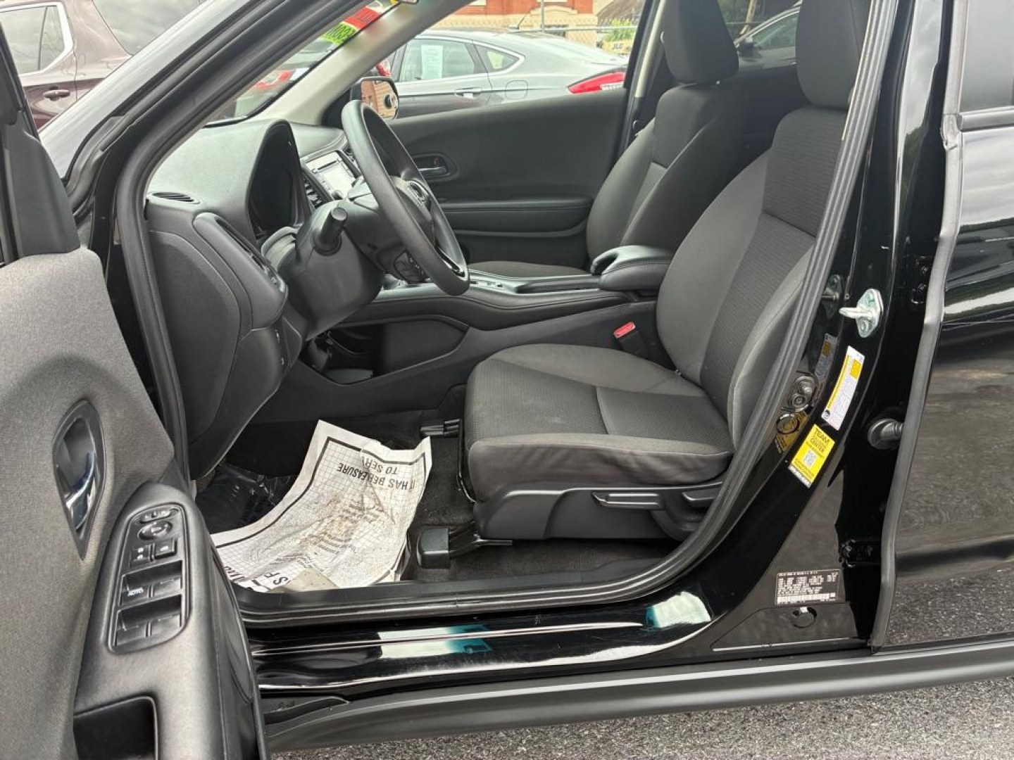 2022 BLACK HONDA HR-V LX (3CZRU6H30NM) with an 1.8L engine, Automatic transmission, located at 117 North Cameron Street, Harrisburg, PA, 17101, (717) 963-8962, 40.266762, -76.875259 - WE FINANCE!!! MOST vehicles are available for financing. Good Credit/ Challenged Credit/ No Credit - ALL Trade-Ins Welcomed!!! APPLY ONLINE or CALL us TODAY Please call us to discuss your cash and/or financing options. Thanks for checking our inventory! We're here to help.- Photo#13