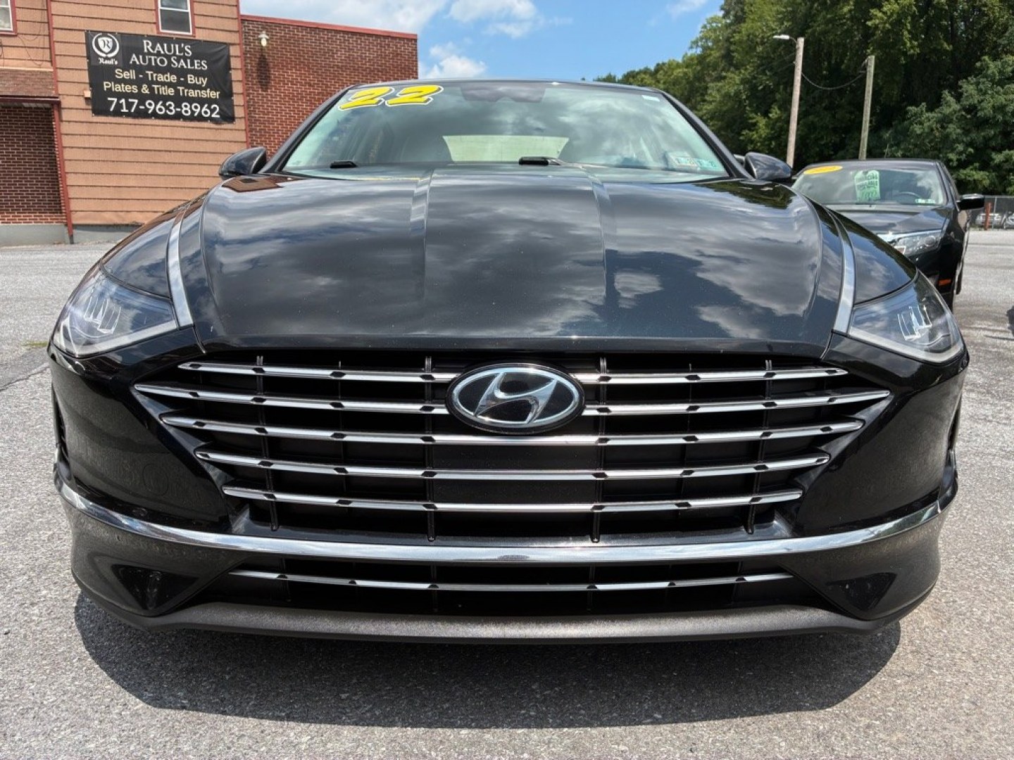 2022 BLACK HYUNDAI SONATA HYBRID (KMHL24JJXNA) with an 2.0L engine, Automatic transmission, located at 117 North Cameron Street, Harrisburg, PA, 17101, (717) 963-8962, 40.266762, -76.875259 - WE FINANCE!!! Good Credit/ Challenged Credit/ No Credit - ALL Trade-Ins Welcomed!!! APPLY ONLINE or CALL us TODAY ;) Please call us to discuss your cash and/or financing options.- Photo#7