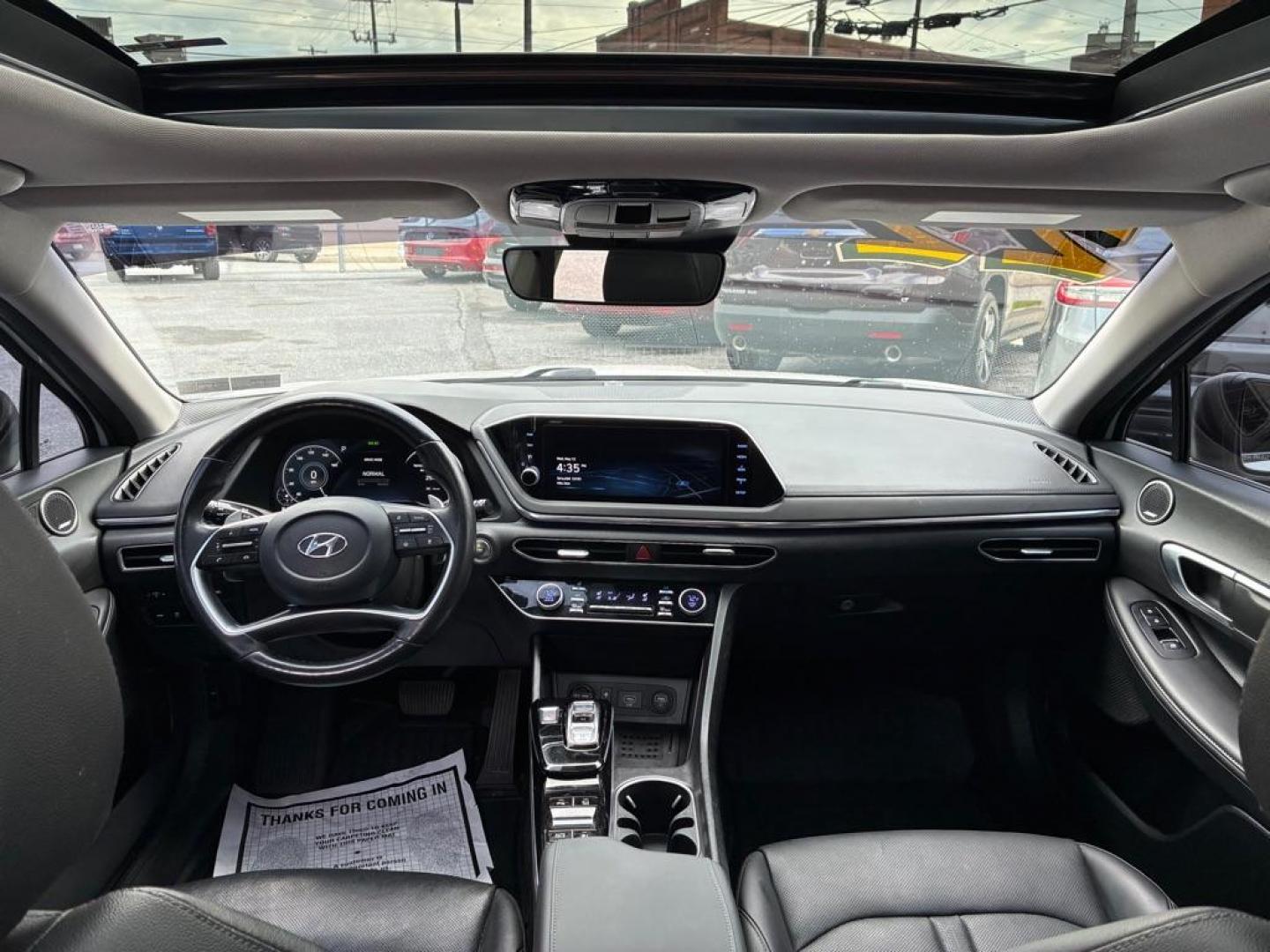 2022 WHITE HYUNDAI SONATA LIMITED (KMHL34J21NA) with an 1.6L engine, Automatic transmission, located at 117 North Cameron Street, Harrisburg, PA, 17101, (717) 963-8962, 40.266762, -76.875259 - WE FINANCE!!! MOST vehicles are available for financing. Good Credit/ Challenged Credit/ No Credit - ALL Trade-Ins Welcomed!!! APPLY ONLINE or CALL us TODAY Please call us to discuss your cash and/or financing options. Thanks for checking our inventory! We're here to help.- Photo#12