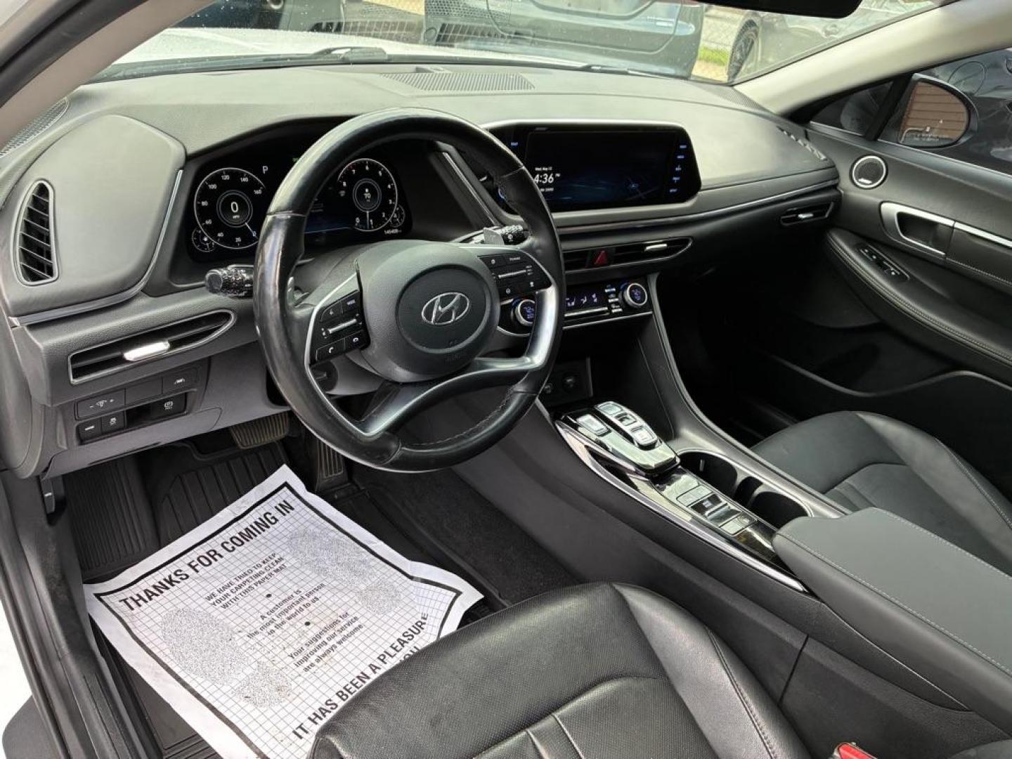 2022 WHITE HYUNDAI SONATA LIMITED (KMHL34J21NA) with an 1.6L engine, Automatic transmission, located at 117 North Cameron Street, Harrisburg, PA, 17101, (717) 963-8962, 40.266762, -76.875259 - WE FINANCE!!! MOST vehicles are available for financing. Good Credit/ Challenged Credit/ No Credit - ALL Trade-Ins Welcomed!!! APPLY ONLINE or CALL us TODAY Please call us to discuss your cash and/or financing options. Thanks for checking our inventory! We're here to help.- Photo#15