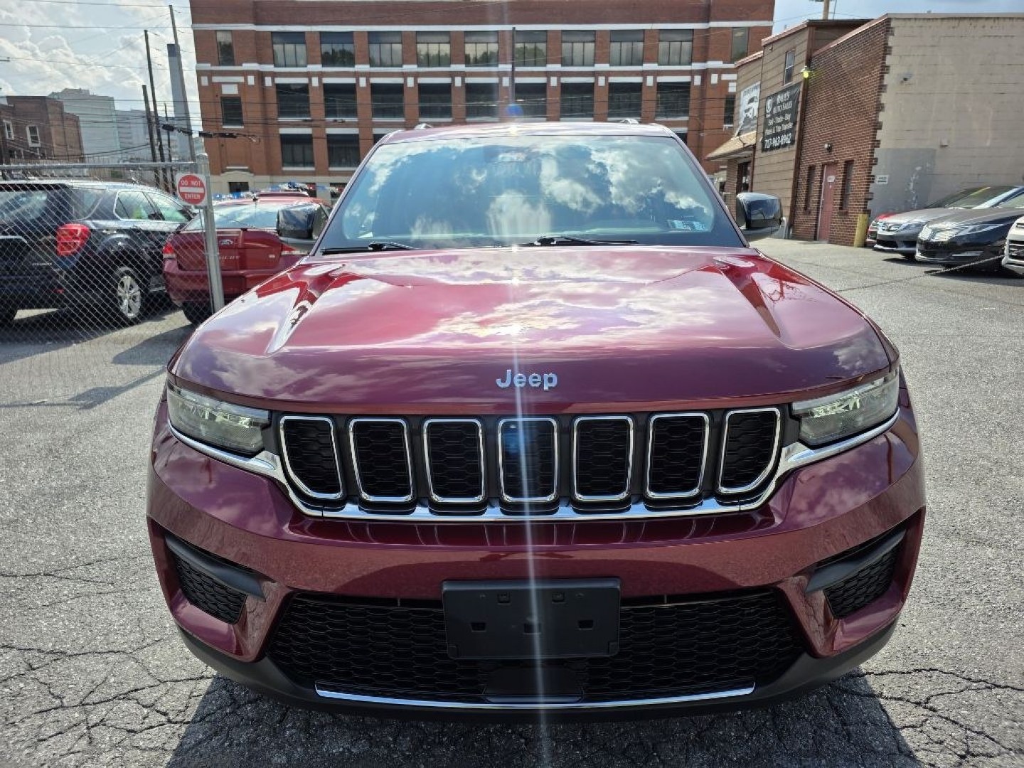 2023 RED JEEP GRAND CHEROKEE LAREDO (1C4RJHAG8PC) with an 3.6L engine, Automatic transmission, located at 117 North Cameron Street, Harrisburg, PA, 17101, (717) 963-8962, 40.266762, -76.875259 - Value Added Options - Installed Heated Front Seat Keyless Start Power Liftgate Smart Device Integration Seating Options Front Bucket Seats Rear Bench Seat Driver Adjustable Lumbar Heated Front Seat Pass-Through Rear Seat Power Driver Seat 5 Passenger Capacity Value Added Options - S- Photo#7