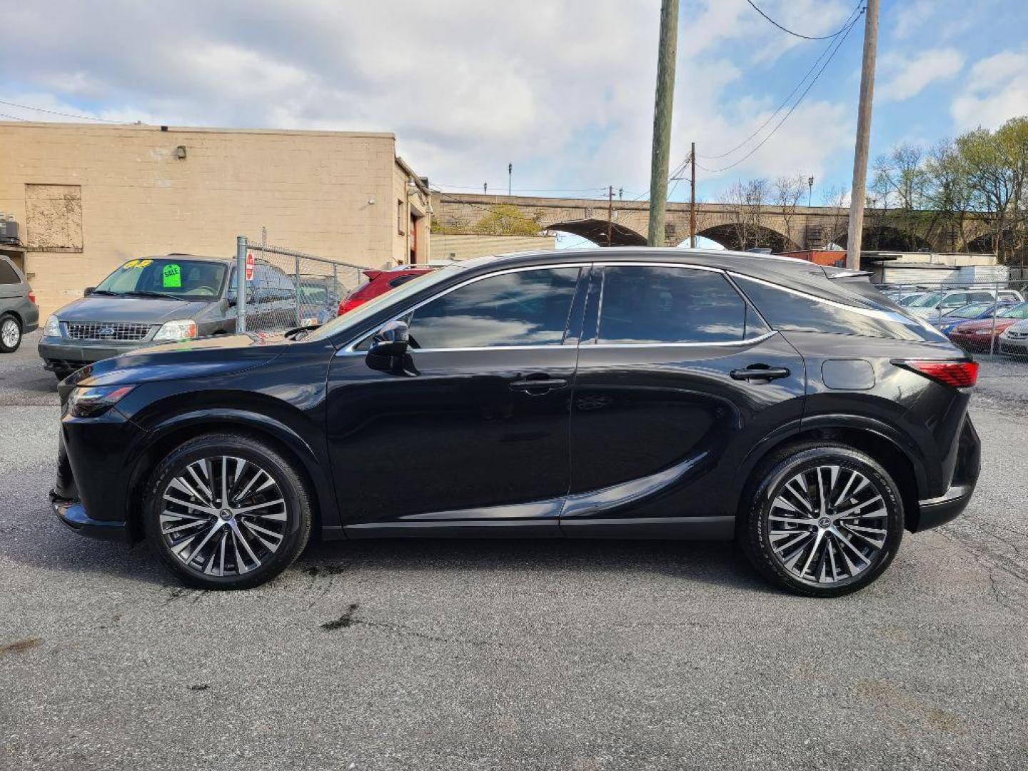2023 BLACK LEXUS RX 350 PREMIUM PLUS (2T2BAMCAXPC) with an 2.4L engine, Automatic transmission, located at 7981 Paxton Street, Harrisburg, PA, 17111, (717) 561-2926, 40.261490, -76.749229 - WE FINANCE!!! Good Credit/ Bad Credit/ No Credit - ALL Trade-Ins Welcomed!!! ***Guaranteed Credit Approval*** APPLY ONLINE or CALL us TODAY ;) Internet Prices and Marketplace Prices are SPECIAL discounted ***CASH DEALS*** Retail Prices are higher. Please call us to discuss your cash and finan - Photo#1