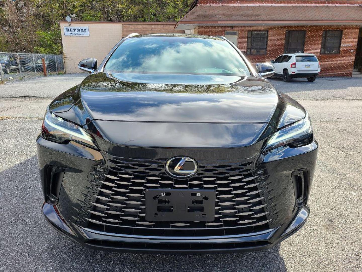 2023 BLACK LEXUS RX 350 PREMIUM PLUS (2T2BAMCAXPC) with an 2.4L engine, Automatic transmission, located at 7981 Paxton Street, Harrisburg, PA, 17111, (717) 561-2926, 40.261490, -76.749229 - WE FINANCE!!! Good Credit/ Bad Credit/ No Credit - ALL Trade-Ins Welcomed!!! ***Guaranteed Credit Approval*** APPLY ONLINE or CALL us TODAY ;) Internet Prices and Marketplace Prices are SPECIAL discounted ***CASH DEALS*** Retail Prices are higher. Please call us to discuss your cash and finan - Photo#4