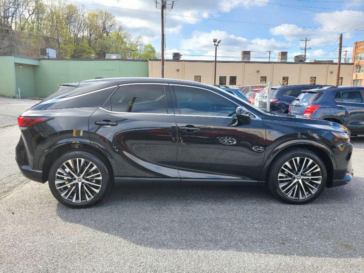2023 BLACK LEXUS RX 350 PREMIUM PLUS (2T2BAMCAXPC) with an 2.4L engine, Automatic transmission, located at 7981 Paxton Street, Harrisburg, PA, 17111, (717) 561-2926, 40.261490, -76.749229 - WE FINANCE!!! Good Credit/ Bad Credit/ No Credit - ALL Trade-Ins Welcomed!!! ***Guaranteed Credit Approval*** APPLY ONLINE or CALL us TODAY ;) Internet Prices and Marketplace Prices are SPECIAL discounted ***CASH DEALS*** Retail Prices are higher. Please call us to discuss your cash and finan - Photo#5
